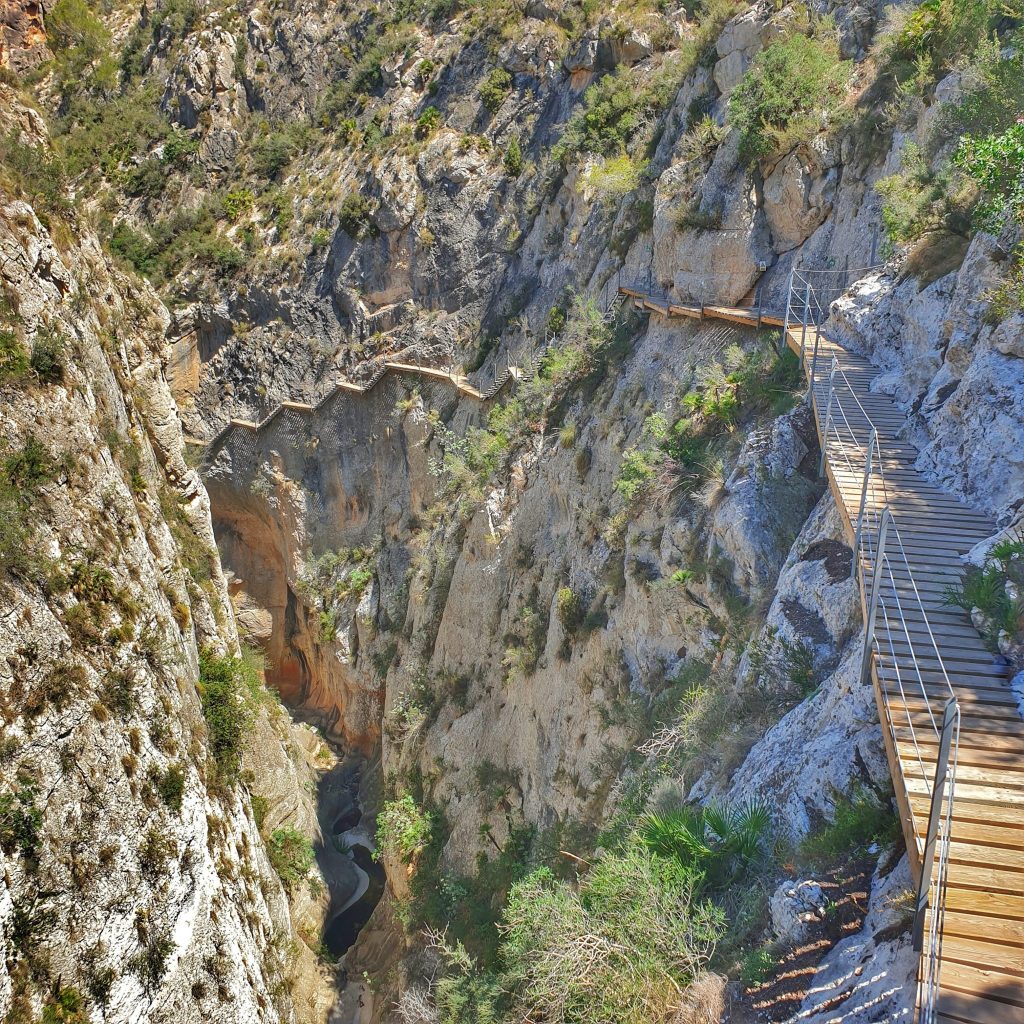 Pasarela de Relleu: Alicante’s Hidden Cliffside Walkway photo 1